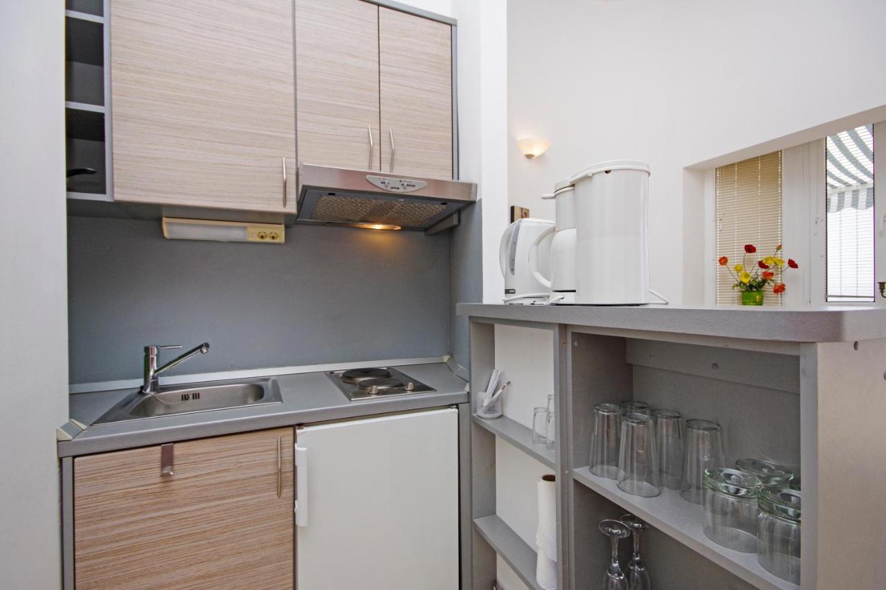 Matanovi Dvori Md Apartments Makarska Exterior foto