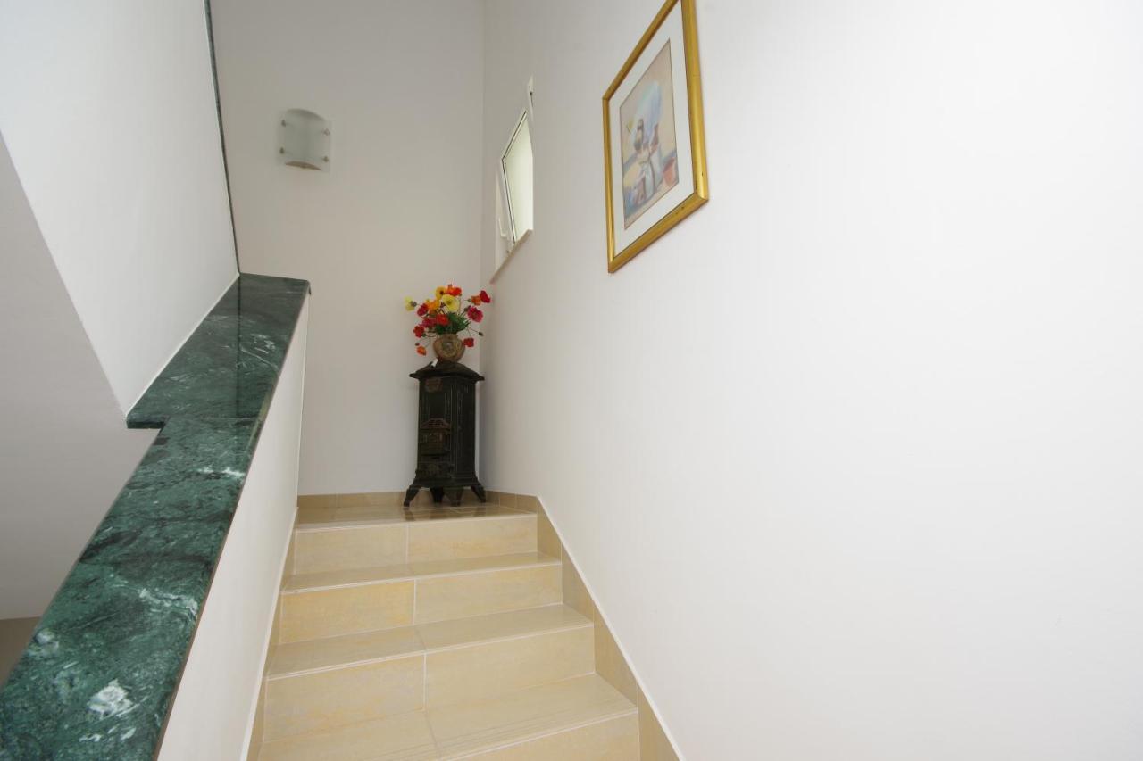 Matanovi Dvori Md Apartments Makarska Exterior foto