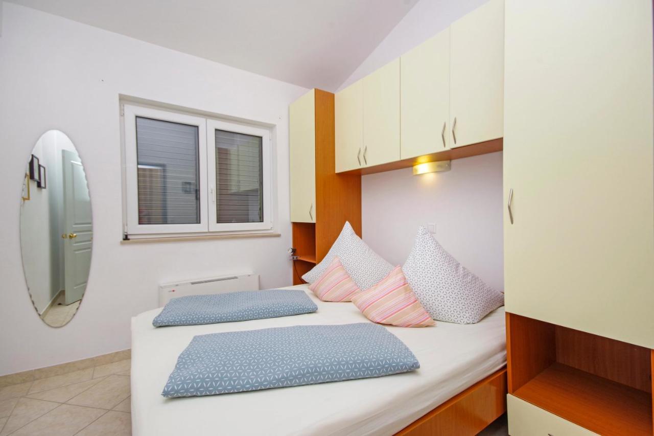 Matanovi Dvori Md Apartments Makarska Exterior foto