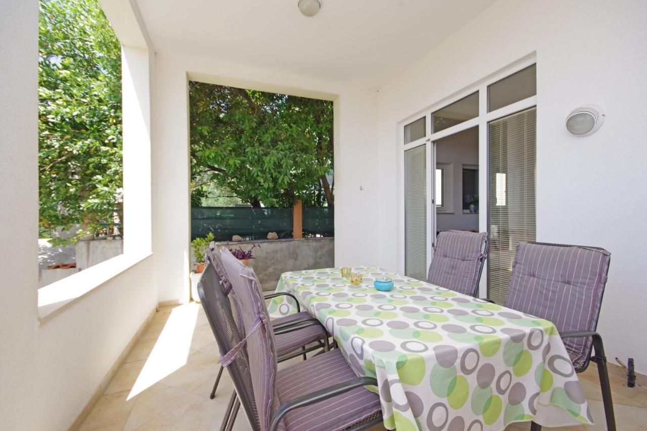 Matanovi Dvori Md Apartments Makarska Exterior foto